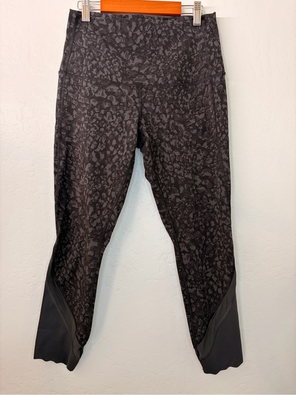 lululemon athletica Black Charcoal Patterned High-Rise Leggings 0037